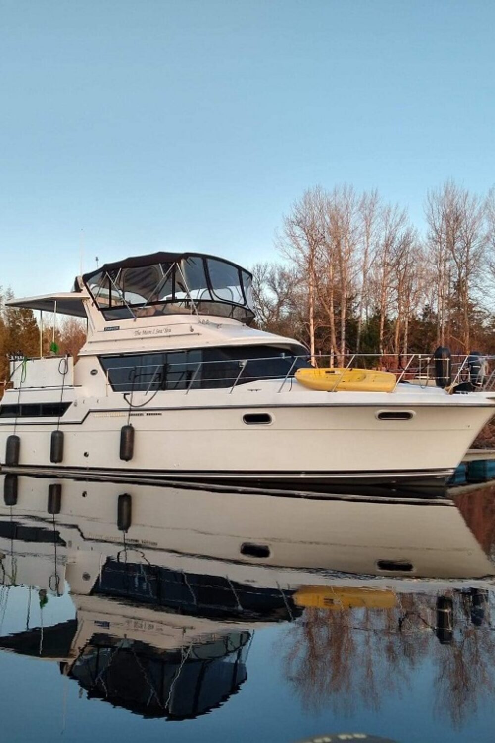 1990 Carver Motor Yacht 3708